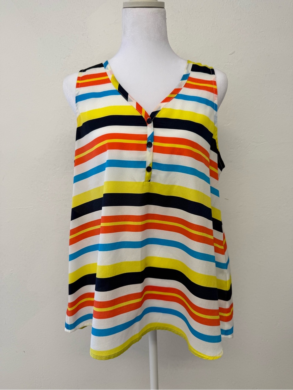 Striped Sleeveless V-Neck Tank Top - Multicolor
